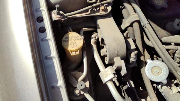 2001-2005 Dodge Neon Windshield Washer Fluid Reservoir With Pump Oem Wiper Tank — photo 3