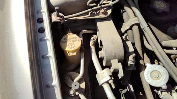 2001-2005 Dodge Neon Windshield Washer Fluid Reservoir With Pump Oem Wiper Tank — photo 2