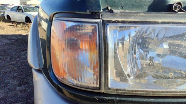 2000-2002 Honda Passport Passenger Right Front Turn Signal Light Lamp Oem — photo 2