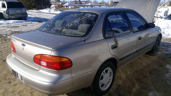 2002 Chevy Geo Prizm — vehicle photo 6