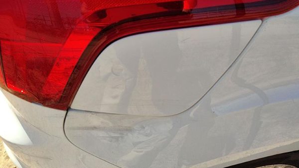 12-18 Focus Ford Focus Fuel Tank Door With Hinge Gas Lid Oem Filler White Yz — photo 1