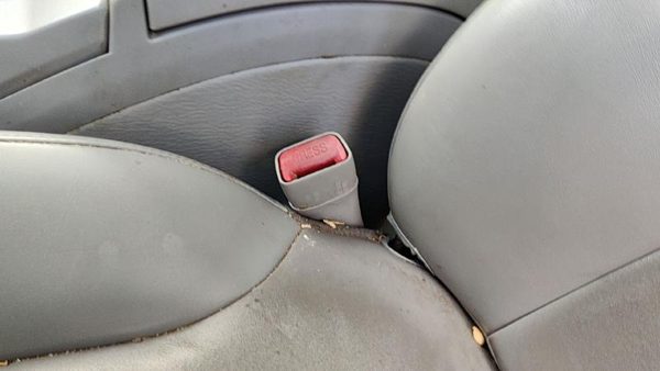 04-08 Chrysler Pacifica Driver Left Front Seat Belt Buckle Receiver Oem Gray Da — photo 2