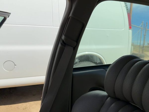 1999 Pontiac Bonneville Passenger Right B-Pillar Trim Panel Oem — photo 2
