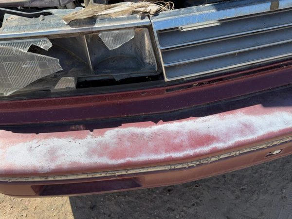 1987-1988 Nissan Maxima Trim Strip Below Front Grille Assembly Oem Gxe Red — photo 4