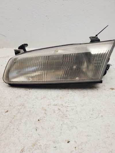 1997-1999 Toyota Camry Driver Left Head Light Oem Front Lamp 81110Aa010