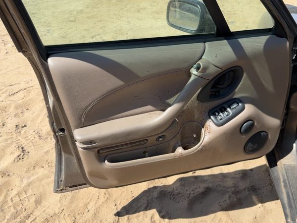1999 Pontiac Bonneville Driver Left Front Door Trim Panel With Master Switch Tan — photo 1