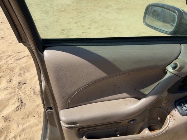 1999 Pontiac Bonneville Driver Left Front Door Trim Panel With Master Switch Tan — photo 3