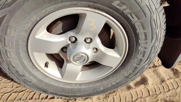 2002-2004 Nissan Xterra 16 Aluminum Wheel Oem 4 Spoke Rim #3 Xe 40300Zd216 — photo 2
