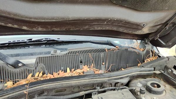 2005-2009 Chevy Equinox Driver Left Windshield Wiper Arm Oem Blade Lever — photo 1