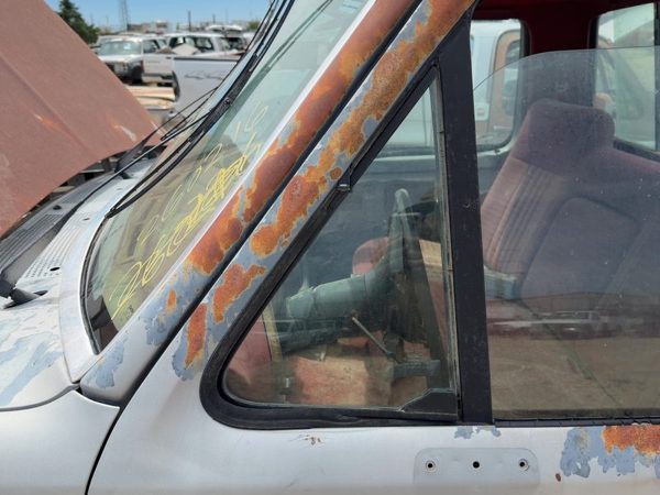 80-91 Ford F150 Driver Left Front Vent Window Small Door Glass With Frame Oem — photo 5