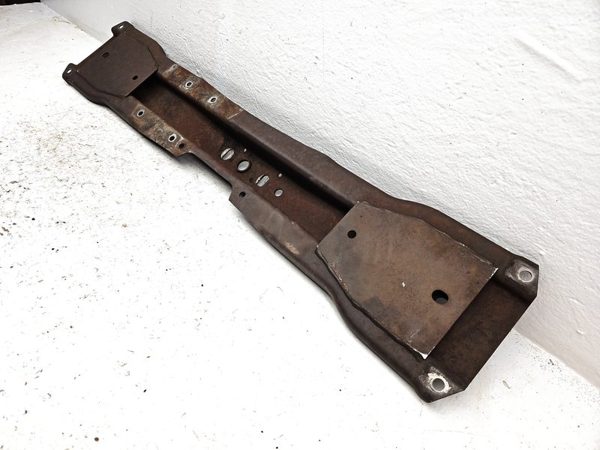 1994 Suburban 1500 Trans. Crossmember — photo 8