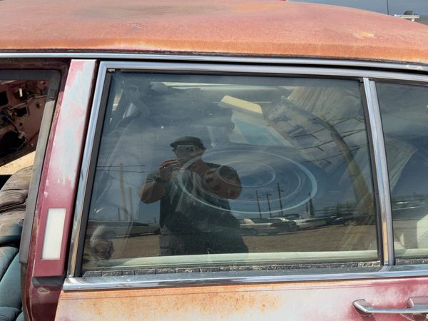 1985-1986 Buick Park Ave Driver Left Rear Side Window Door Glass Oem Back — photo 3