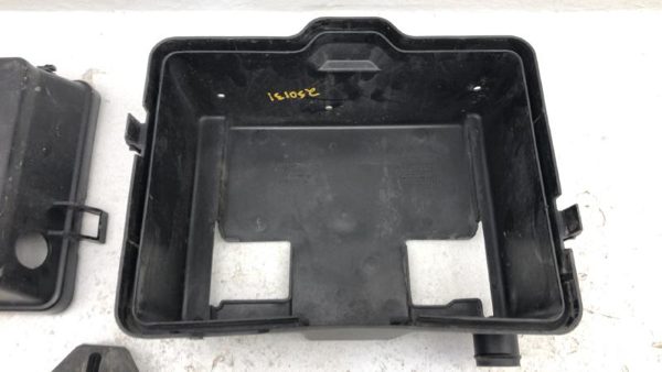 2004-2012 Gmc Canyon Complete Battery Box Mount Tray With Hold Down Oem 3.7L — photo 13