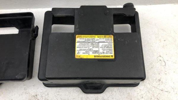 2004-2012 Gmc Canyon Complete Battery Box Mount Tray With Hold Down Oem 3.7L — photo 7