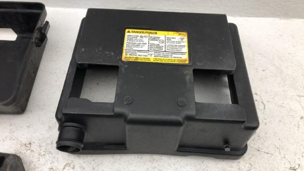2004-2012 Gmc Canyon Complete Battery Box Mount Tray With Hold Down Oem 3.7L — photo 8