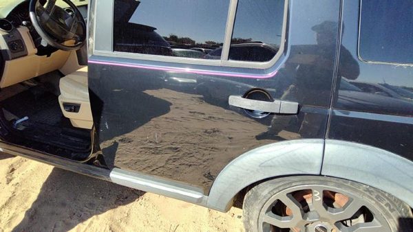 2006 Land Rover LR3 Rear Door LH Black — photo 2