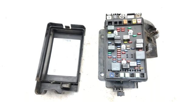 2004 Buick Rainier Engine Fuse Box Power Distribution Panel Oem 5.3L 15120875 — photo 7