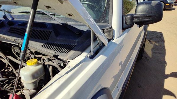 2002-2007 Jeep Liberty Driver Left Hood Hinge Assembly Oem White Pw1 55176929Ac — photo 4