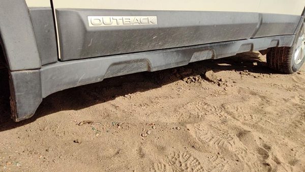 10-14 Subaru Legacy Outback Driver Left Lower Rocker Panel Moulding Side Skirt — photo 1