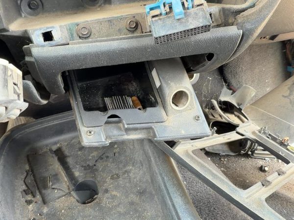 1998-2002 Chevy S10 Blazer Ash Tray Assembly Oem Slide Out Dash Graphite 122 — photo 5
