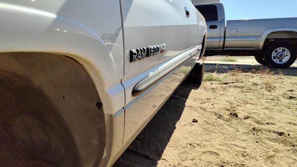 1998 Dodge Ram 1500 Front Door LH White — photo 6