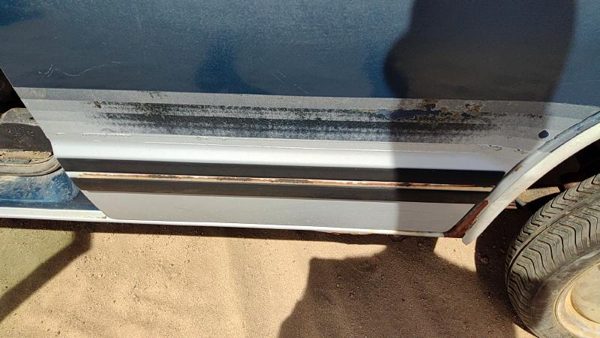 91-94 Chevy S10 Blazer Driver Left Rear Moulding From Door Oem Back Trim Strip — photo 2