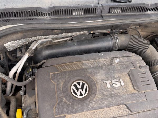 13-17 Vw Jetta Complete Air Intake Cleaner Filter Box Housing With Tube Oem 1.8L — photo 3