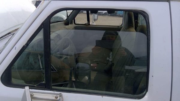 1988-1997 Ford F450 Driver Left Front Side Window Door Glass Oem F4tz1521410a — photo 4
