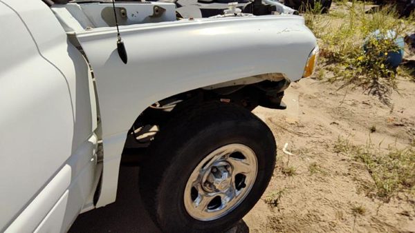 1994-2001 Dodge Ram 1500 Passenger Right Front Fender Oem White 55234708ag — photo 4