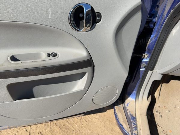 06-08 Hhr Driver Left Front Door Trim Panel With Master Switch Ls Lt Gray 14B — photo 7