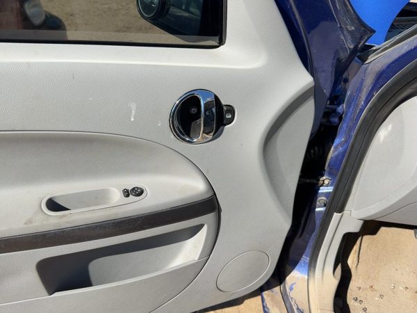 06-08 Hhr Driver Left Front Door Trim Panel With Master Switch Ls Lt Gray 14B — photo 8