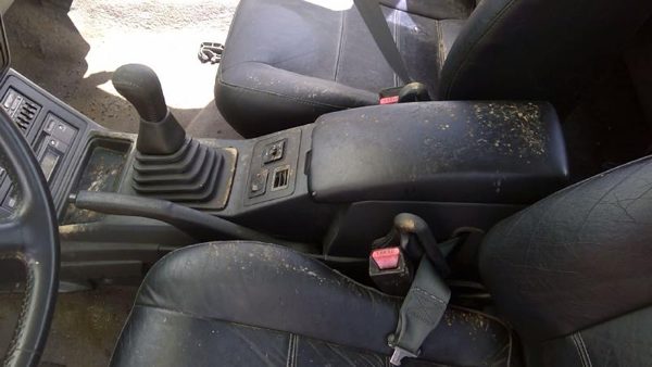 89-93 Mitsubishi Galant Vr-4 Center Floor Console Assemby Oem Arm Rest Black — photo 2
