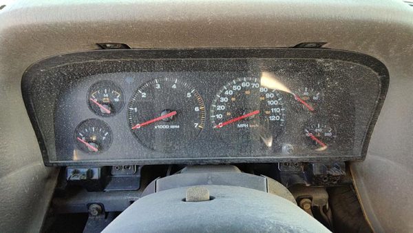 2001 Jeep Grand Cherokee Speedometer Cluster Instrument Gauges Panel Oem Dash — photo 1