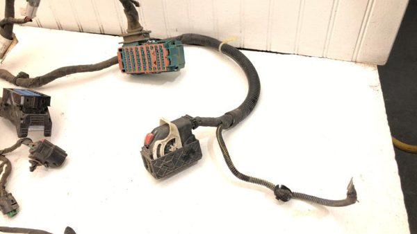 2018 Buick Regal Wiring Harness For Engine Oem 39134916 — photo 3
