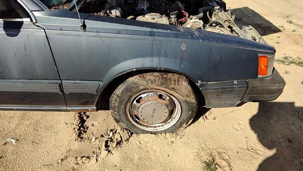 1983-1986 Toyota Camry Passenger Right Front Fender Oem Gray 5380232031 — photo 2