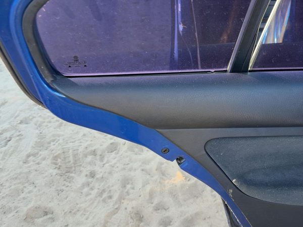 2001-2002 Vw Jetta Driver Left Rear Door Trim Panel With Switches Back Gls Black — photo 3