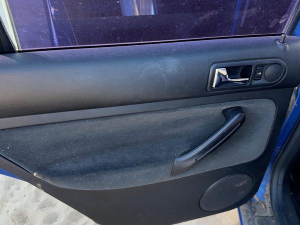 2001-2002 Vw Jetta Driver Left Rear Door Trim Panel With Switches Back Gls Black — photo 5