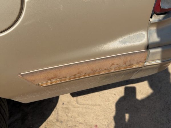 93 Century Driver Left Rear Moulding On Quarter Panel 4-Door Sedan Special Gold — photo 3