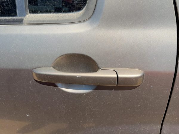 2002-2006 Honda Crv Driver Left Rear Outside Door Handle Oem Back Gold — photo 3