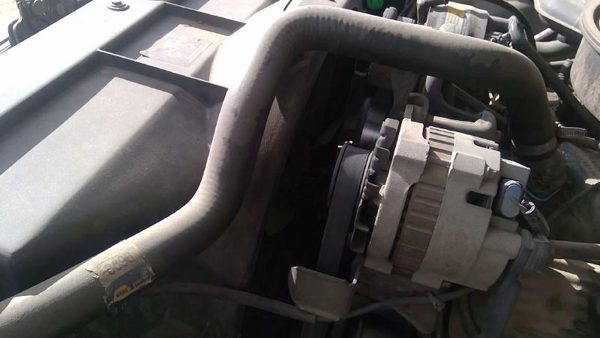 88-97 Sierra 2500 Complete Cooling Fan Blade Assembly With Clutch 5.7L At 4X4 — photo 5