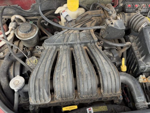 2005-2010 Chrysler Pt Cruiser Upper Intake Manifold Oem 2.4L Without Turbo — photo 3