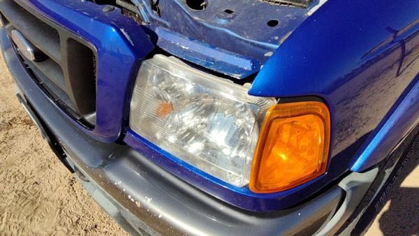 2005 Ford Ranger Headlamp Assembly LH — photo 6