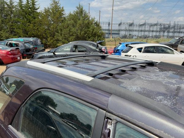 2006 Chevy Equinox Luggage Rack Cross Bars Only Oem Roof — photo 4