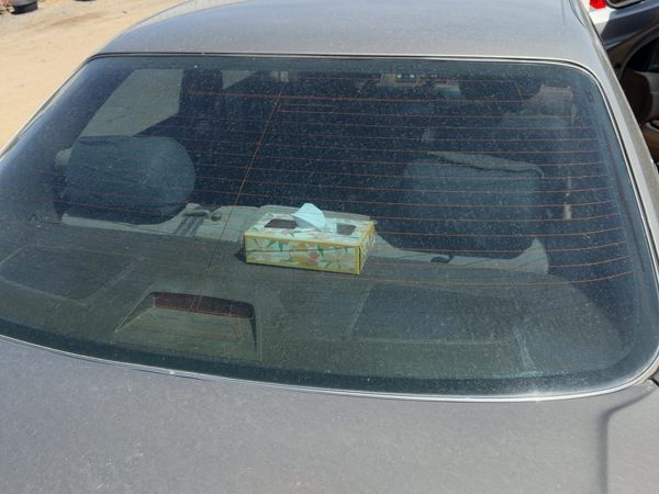 97-01 Toyota Camry Back Glass Rear Window Single RH Terminal OEM 64811AA07083 — photo 1