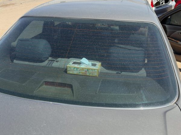 97-01 Toyota Camry Back Glass Rear Window Single RH Terminal OEM 64811AA07083 — photo 4