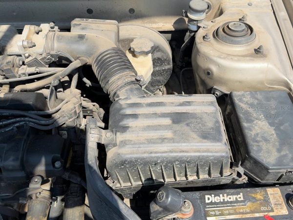 01-03 Elantra Complete Air Intake Cleaner Filter Box Housing With Tube Oem 2.0L — photo 3
