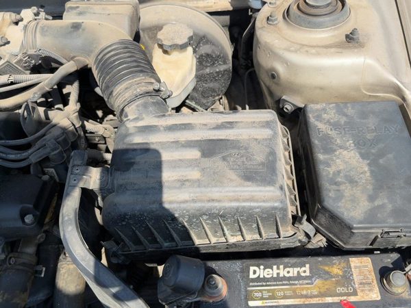 01-03 Elantra Complete Air Intake Cleaner Filter Box Housing With Tube Oem 2.0L — photo 6