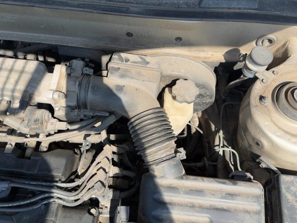 01-03 Elantra Complete Air Intake Cleaner Filter Box Housing With Tube Oem 2.0L — photo 10
