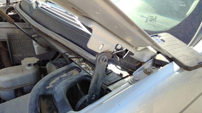 2010 Chevy Tahoe Hood Hinge LH Silver U726S 15942145