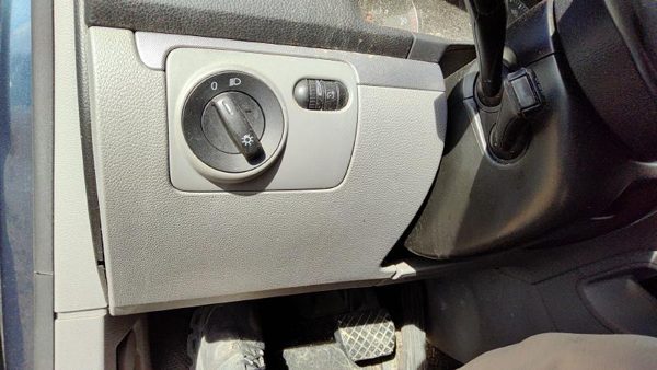 2006-2010 Vw Jetta Lower Dash Under Column Knee Bolster Trim Panel Oem Gray — photo 2